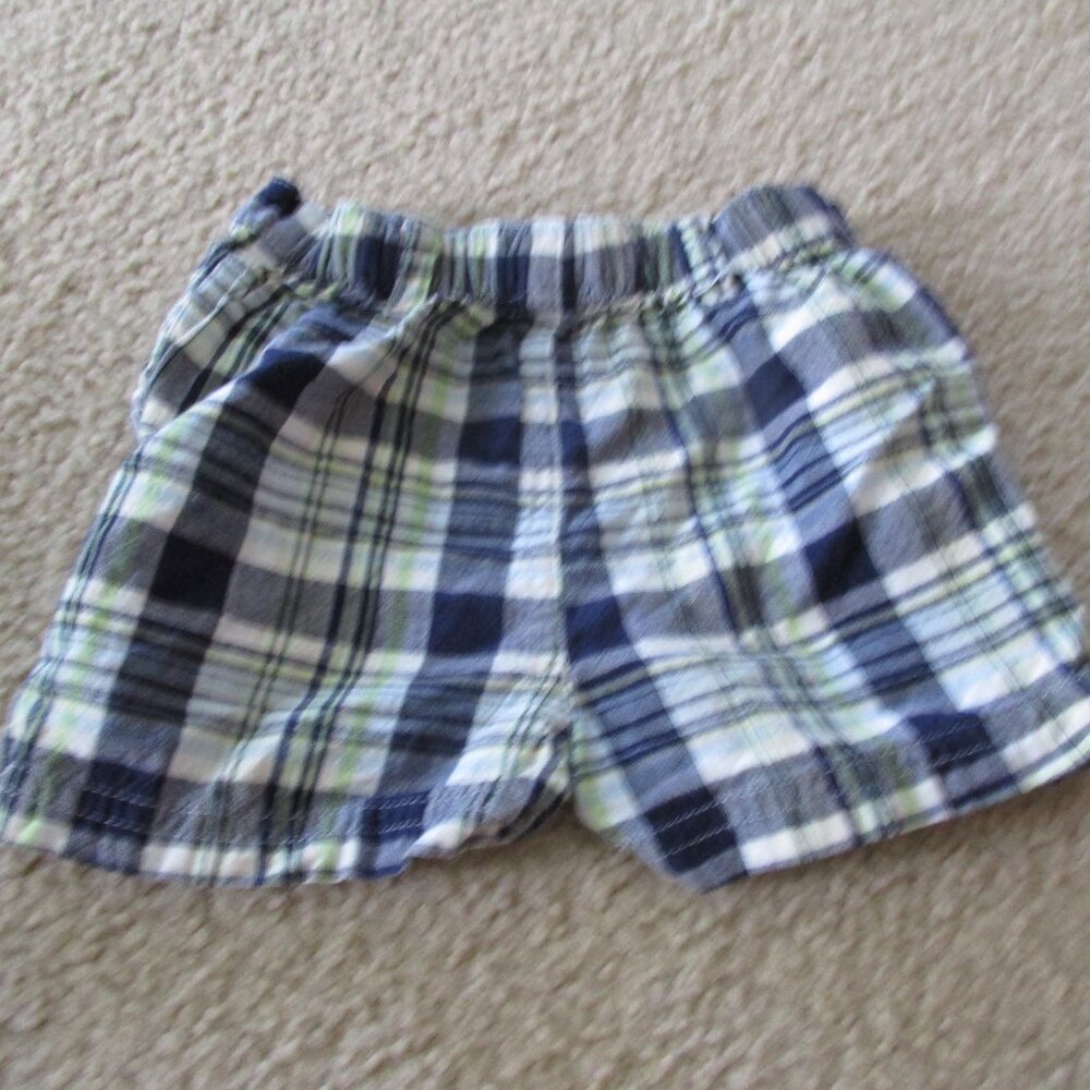 B.T. Kids Pull On Shorts Infant Boys Size 6-9M Blue White Plaid Elastic Bottoms - Picture 2 of 3